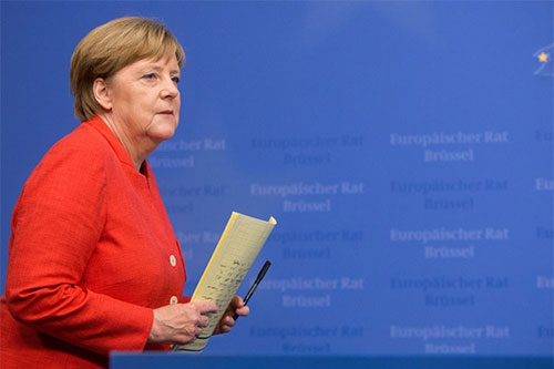 canciller alemana, Angela Merkel Merkel informa del acuerdo para la devolución rápida de inmigrantes